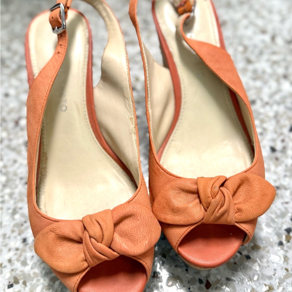 Franco Sarto Peach Bow Slingback Wedges size 6.5